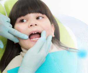 Đây là một thủ thuật đơn giản, an toàn và không gây đau nếu được thực hiện đúng kỷ thuật.